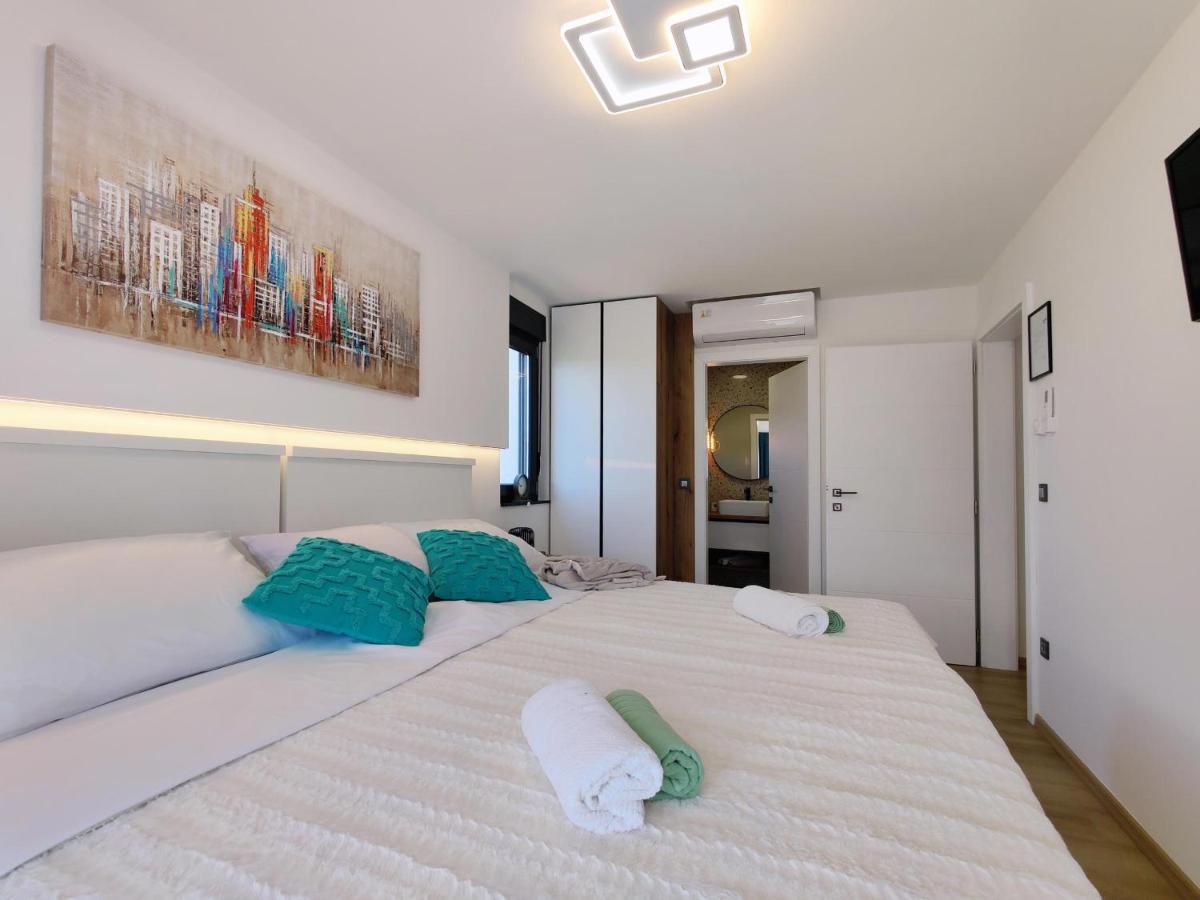 Villa Biser Gacke Sinac Екстер'єр фото