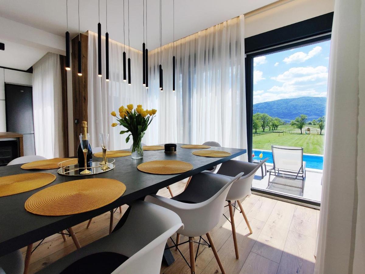 Villa Biser Gacke Sinac Екстер'єр фото