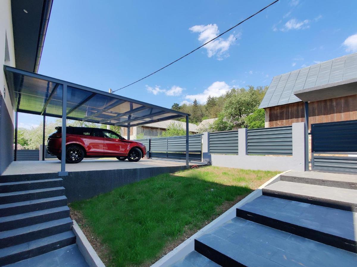 Villa Biser Gacke Sinac Екстер'єр фото