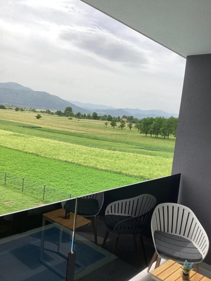 Villa Biser Gacke Sinac Екстер'єр фото