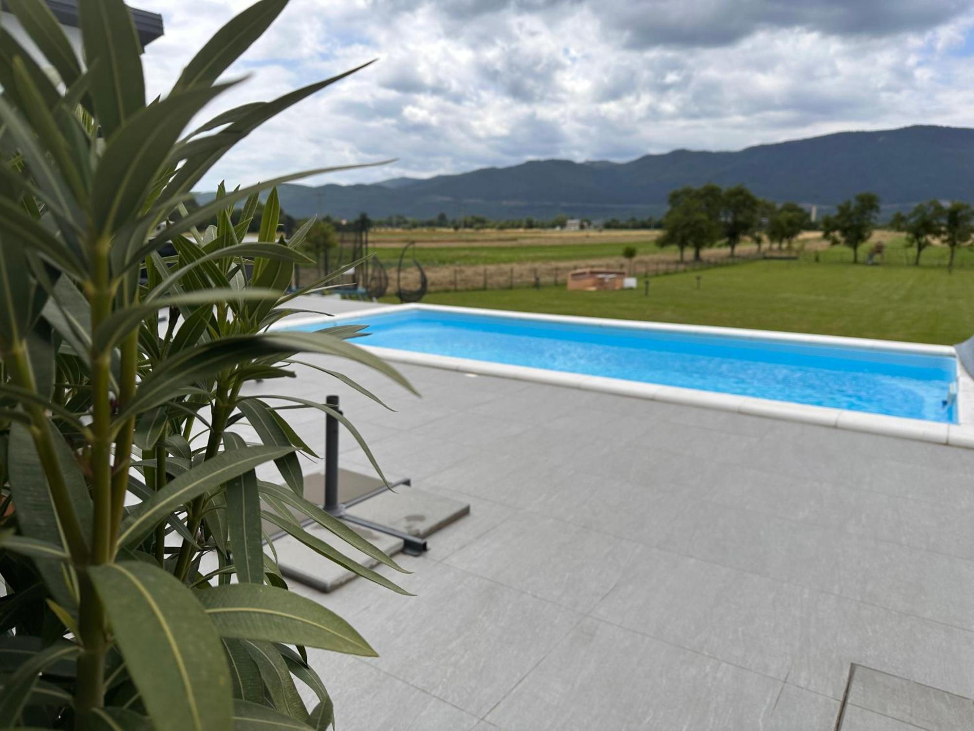 Villa Biser Gacke Sinac Екстер'єр фото